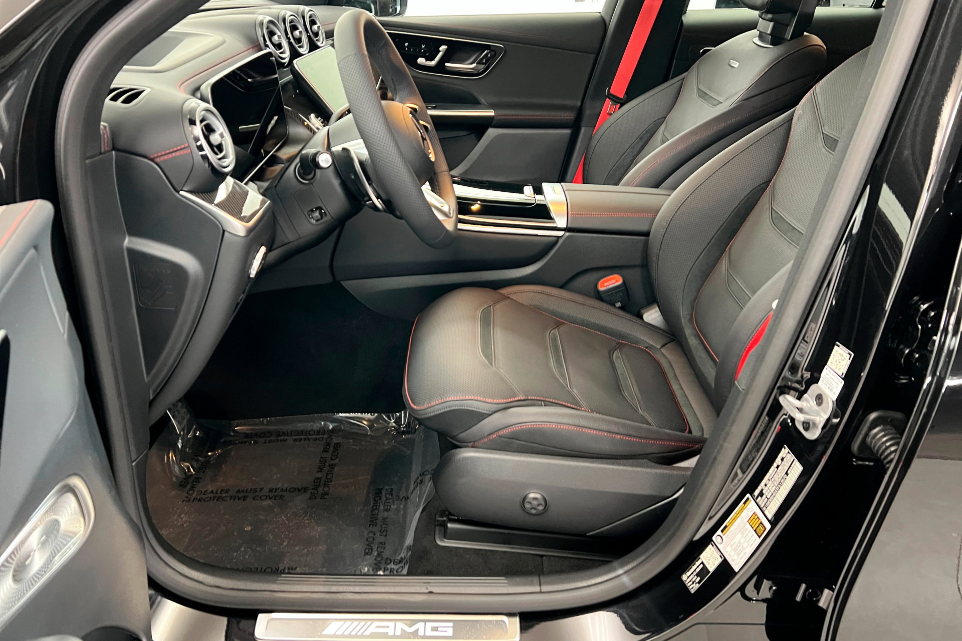 New 2026 Mercedes-Benz GLC 43 AMG 4MATIC image 17