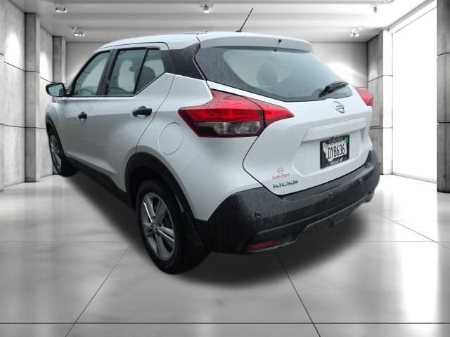 Used 2020 Nissan Kicks S FWD image 4