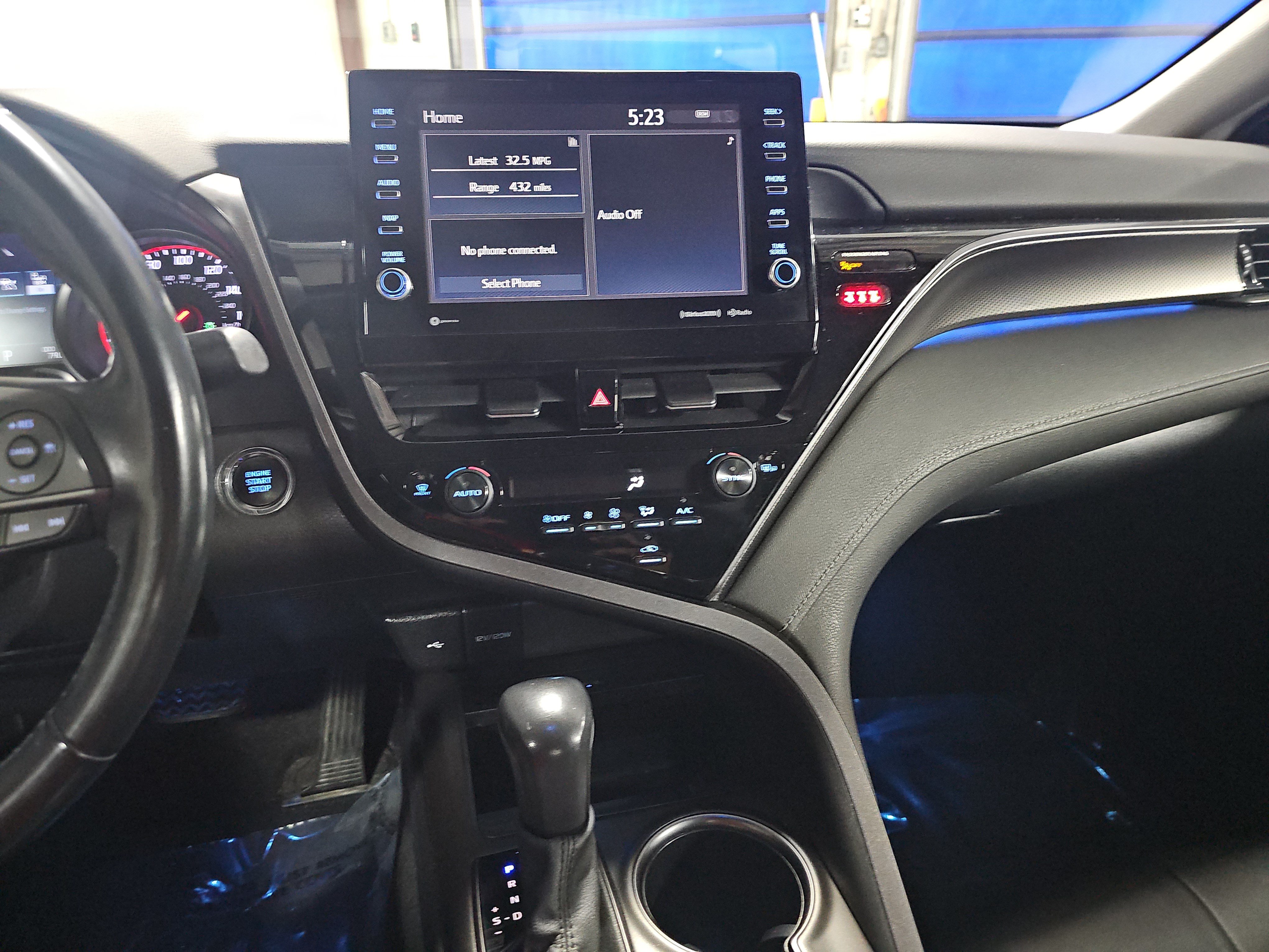 Used 2021 Toyota Camry XSE FWD image 20