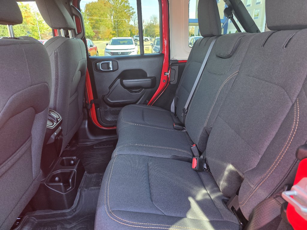 Used 2024 Jeep Wrangler Sport S image 13