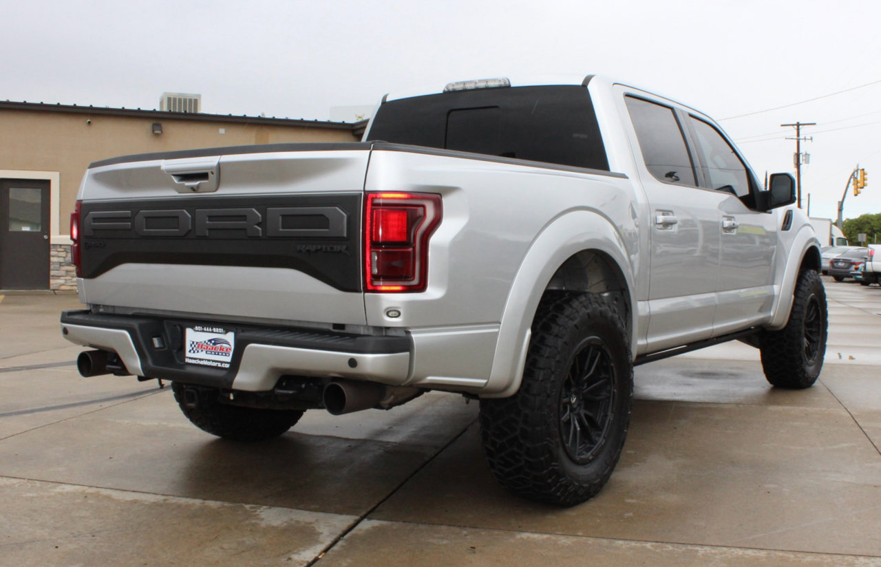 Used 2019 Ford F150 Raptor w/ Equipment Group 802A Luxury image 23