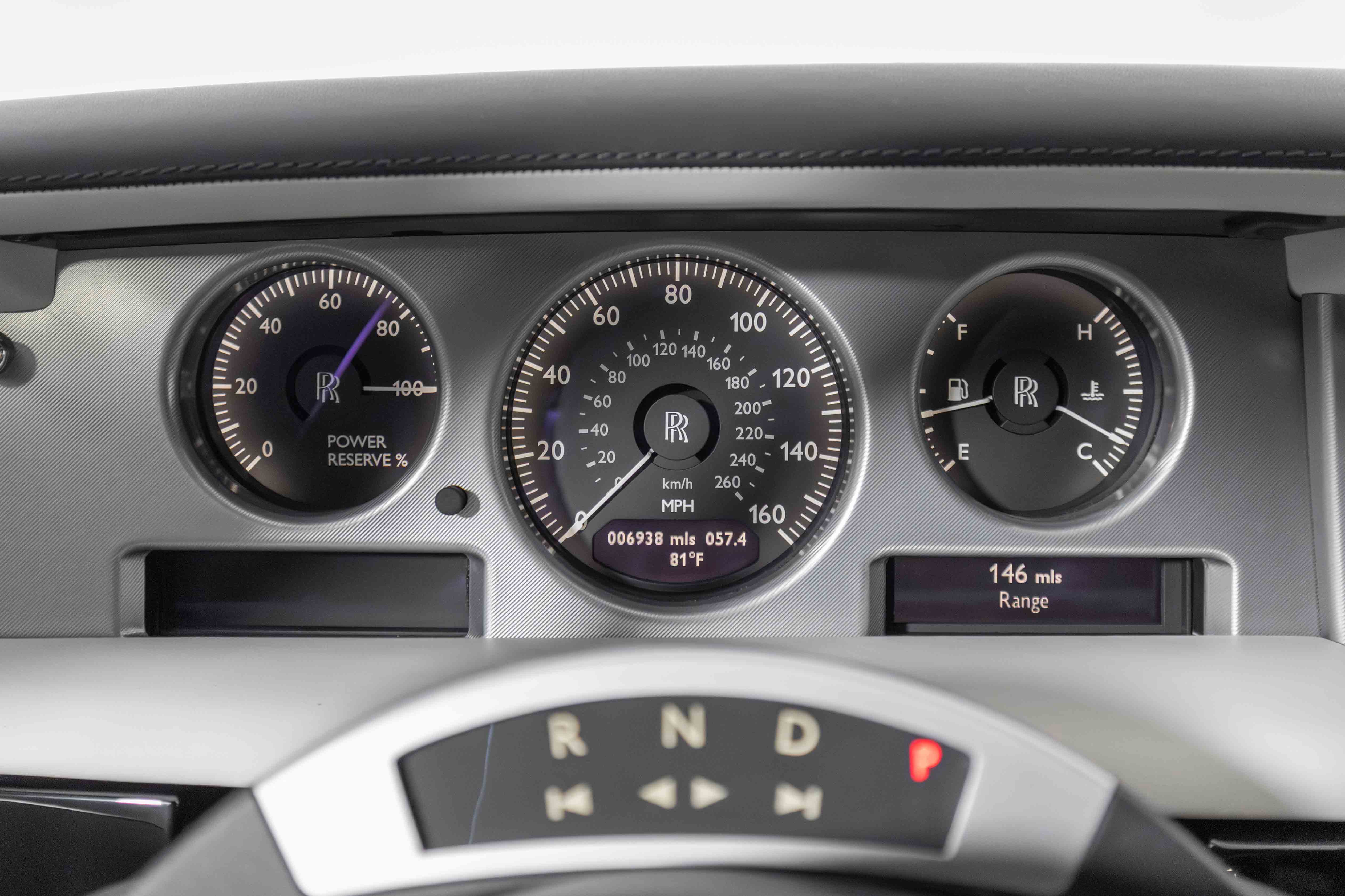 Used 2013 Rolls-Royce Phantom Drophead Coupe image 24