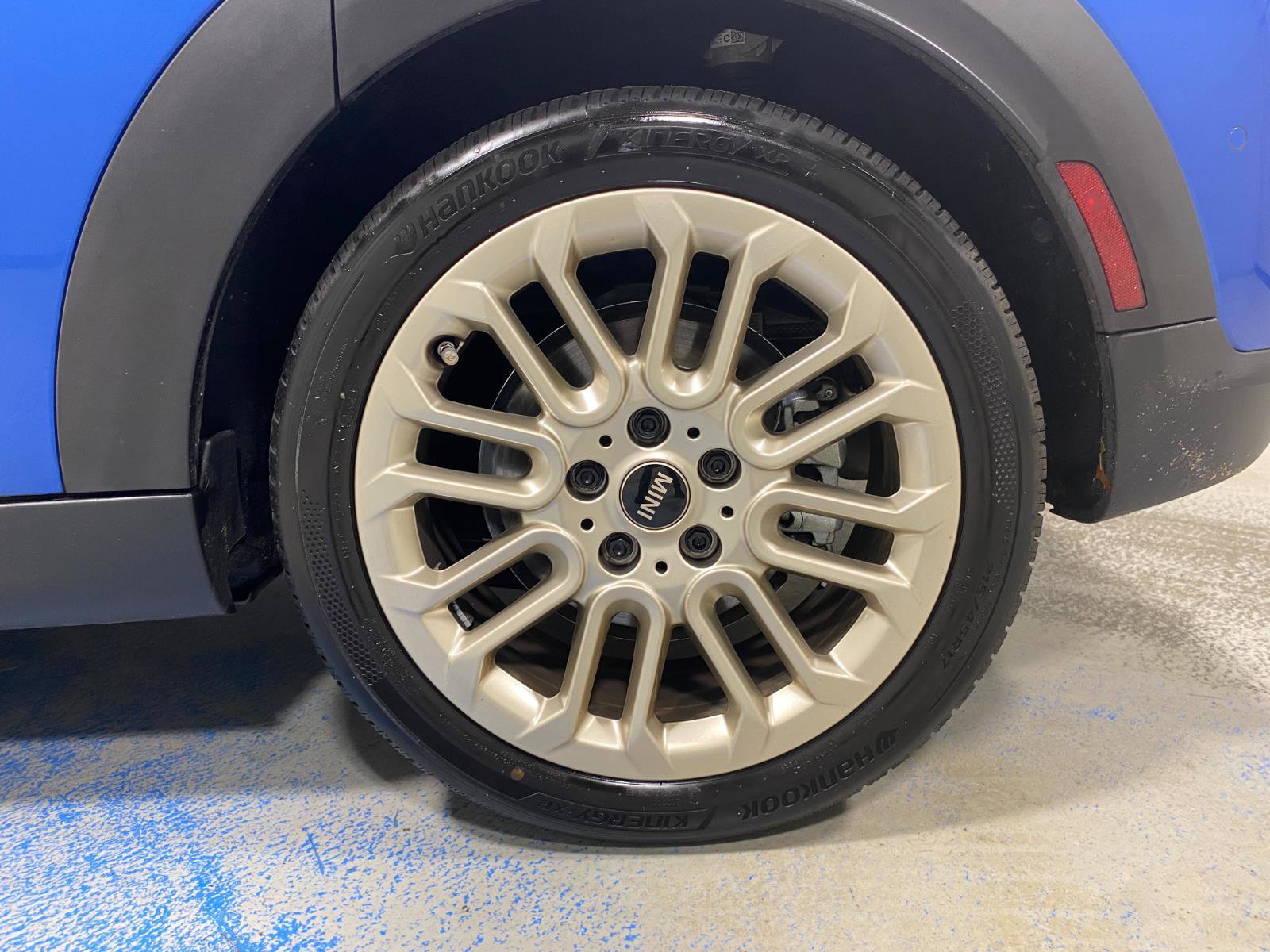 Certified 2025 MINI Cooper S image 25