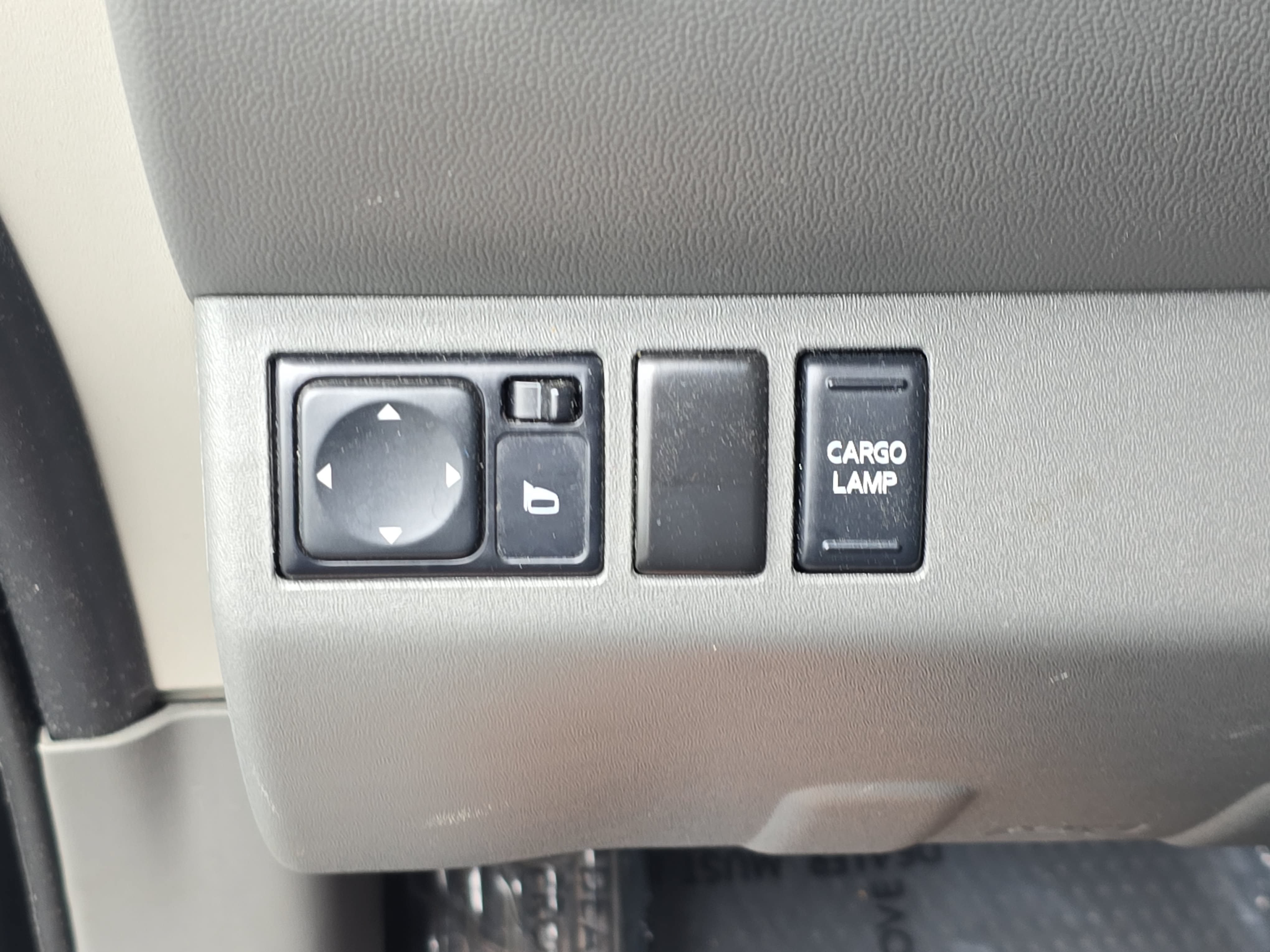 Used 2019 Nissan Frontier SL RWD image 25