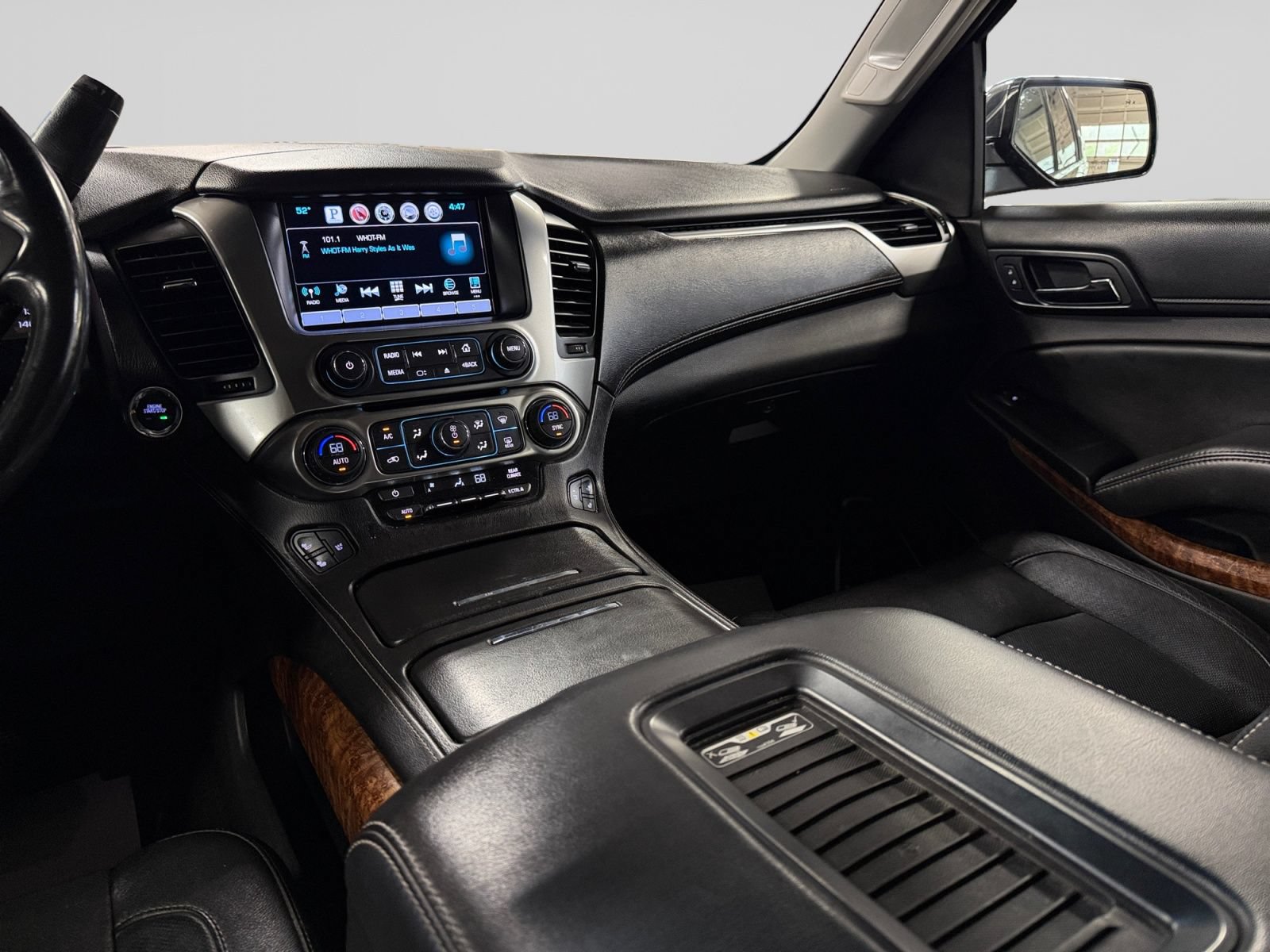 Used 2016 Chevrolet Tahoe LTZ AWD/4WD image 21