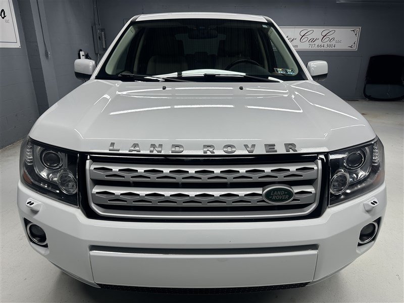 Used 2013 Land Rover LR2 HSE AWD/4WD image 10