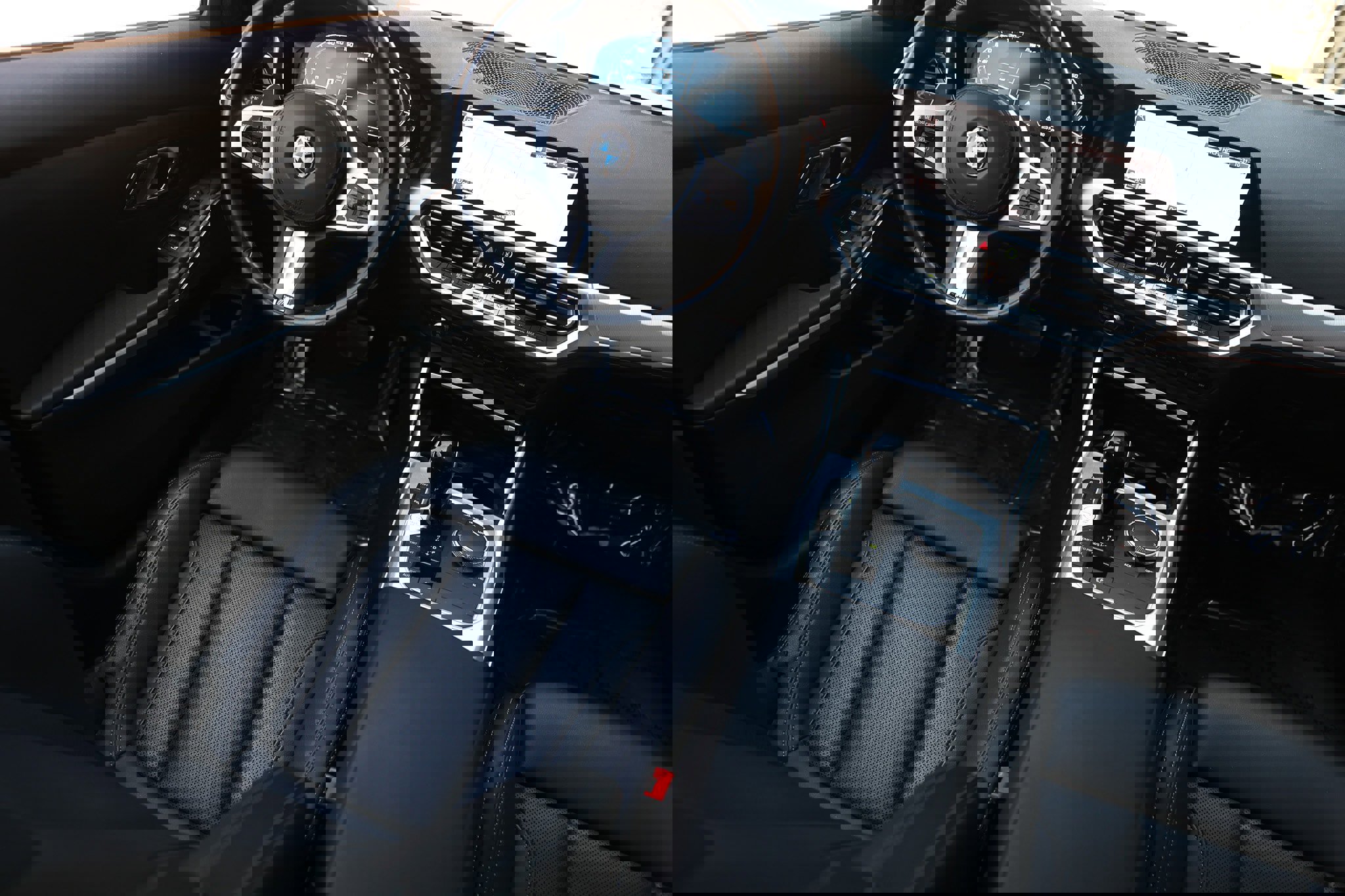 Used 2022 BMW M340i w/ Premium Package image 25