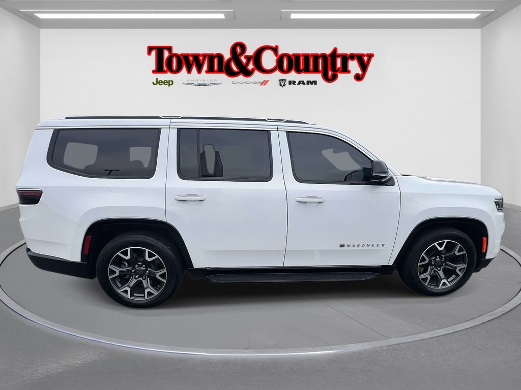 Used 2023 Jeep Wagoneer Series III w/ Convenience Group I image 4