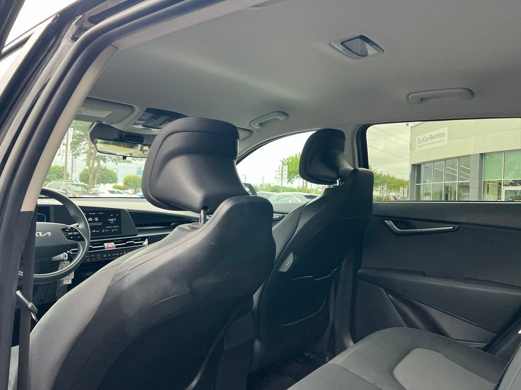 Certified 2025 Kia Niro LX FWD image 9