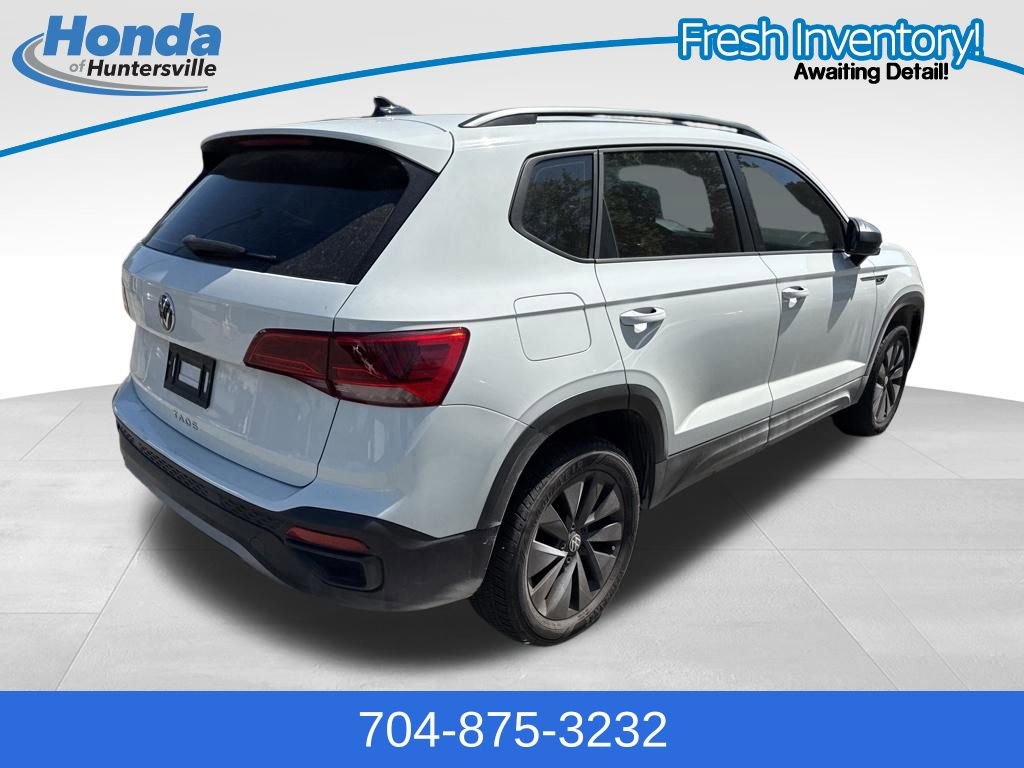 Used 2024 Volkswagen Taos S image 8