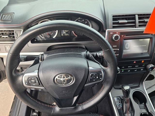 Used 2015 Toyota Camry SE image 19