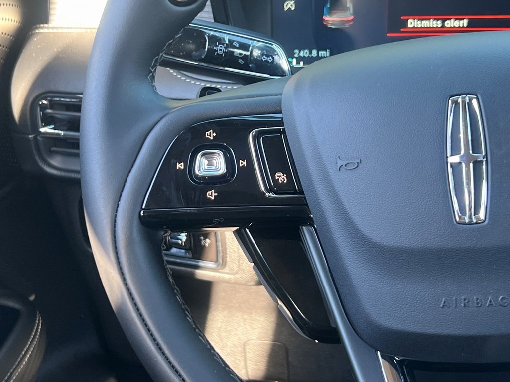 New 2026 Lincoln Corsair Premiere AWD/4WD image 21