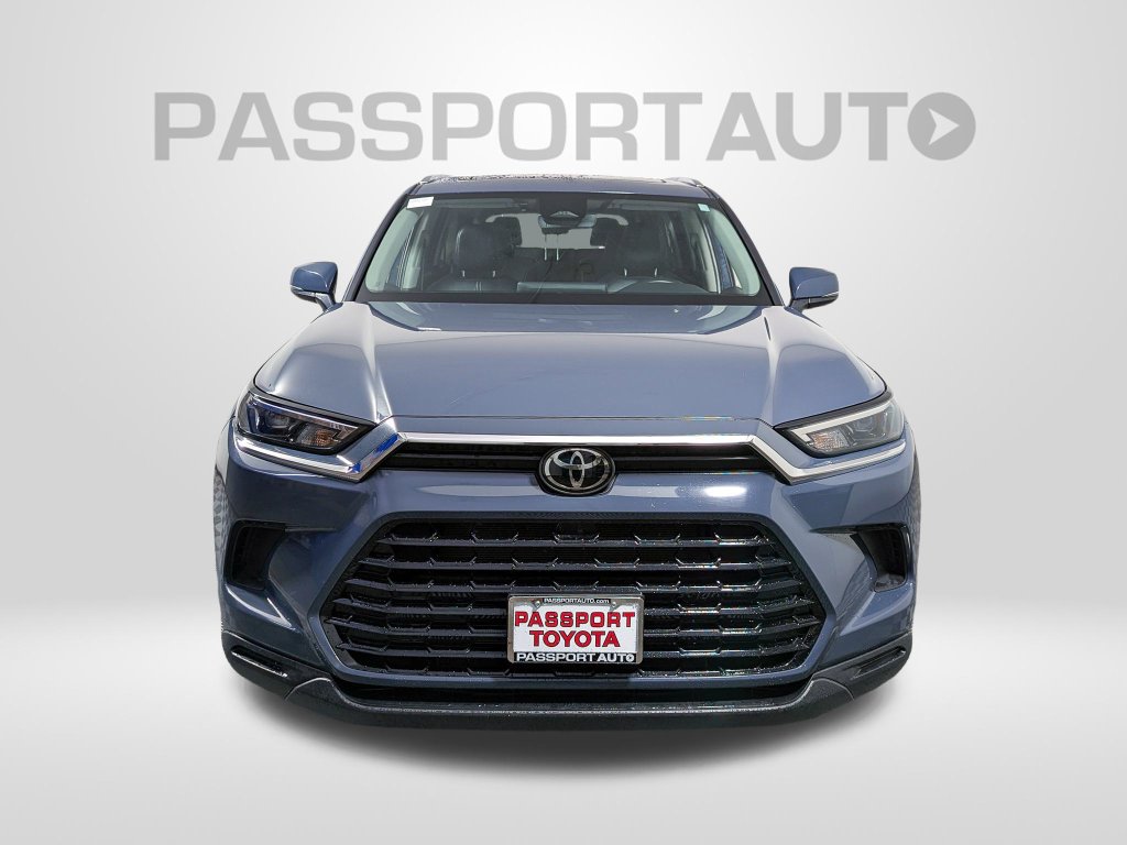 Certified 2025 Toyota Grand Highlander AWD image 11