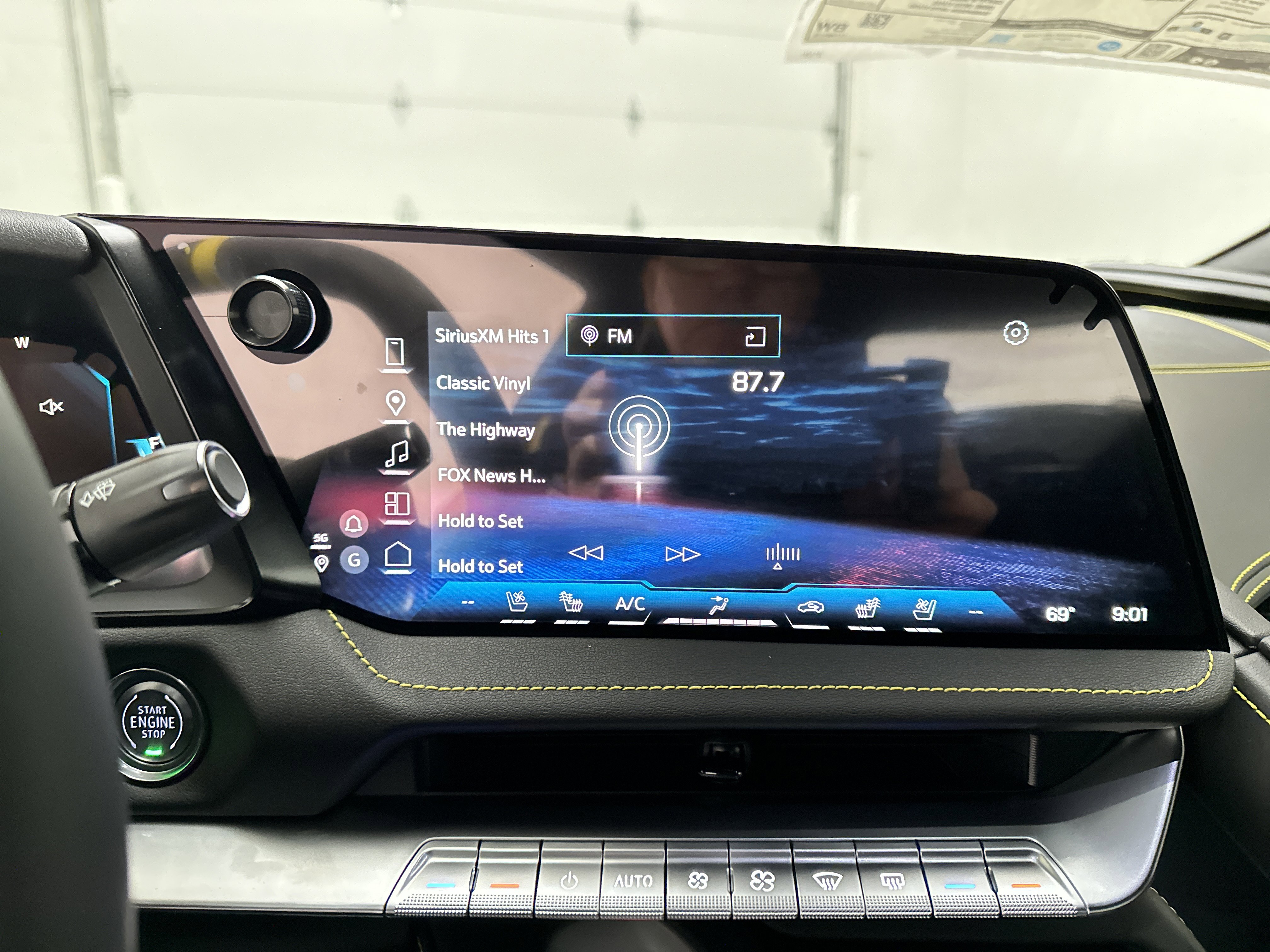 New 2026 Chevrolet Corvette Stingray Preferred Cpe w/ Z51 Performance Package image 31