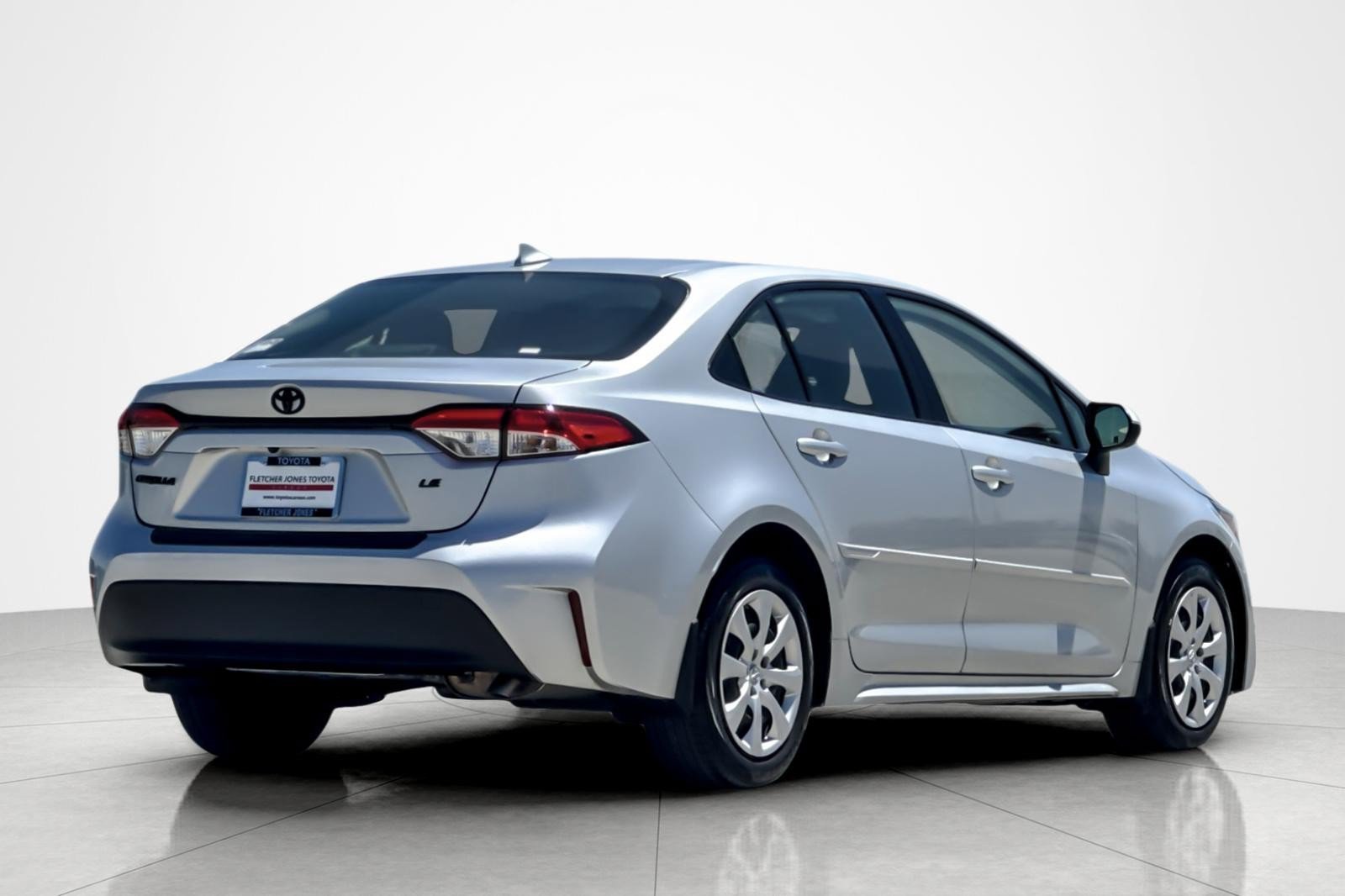 Certified 2023 Toyota Corolla LE w/ Carpet Mat Package (TMS) FWD image 5