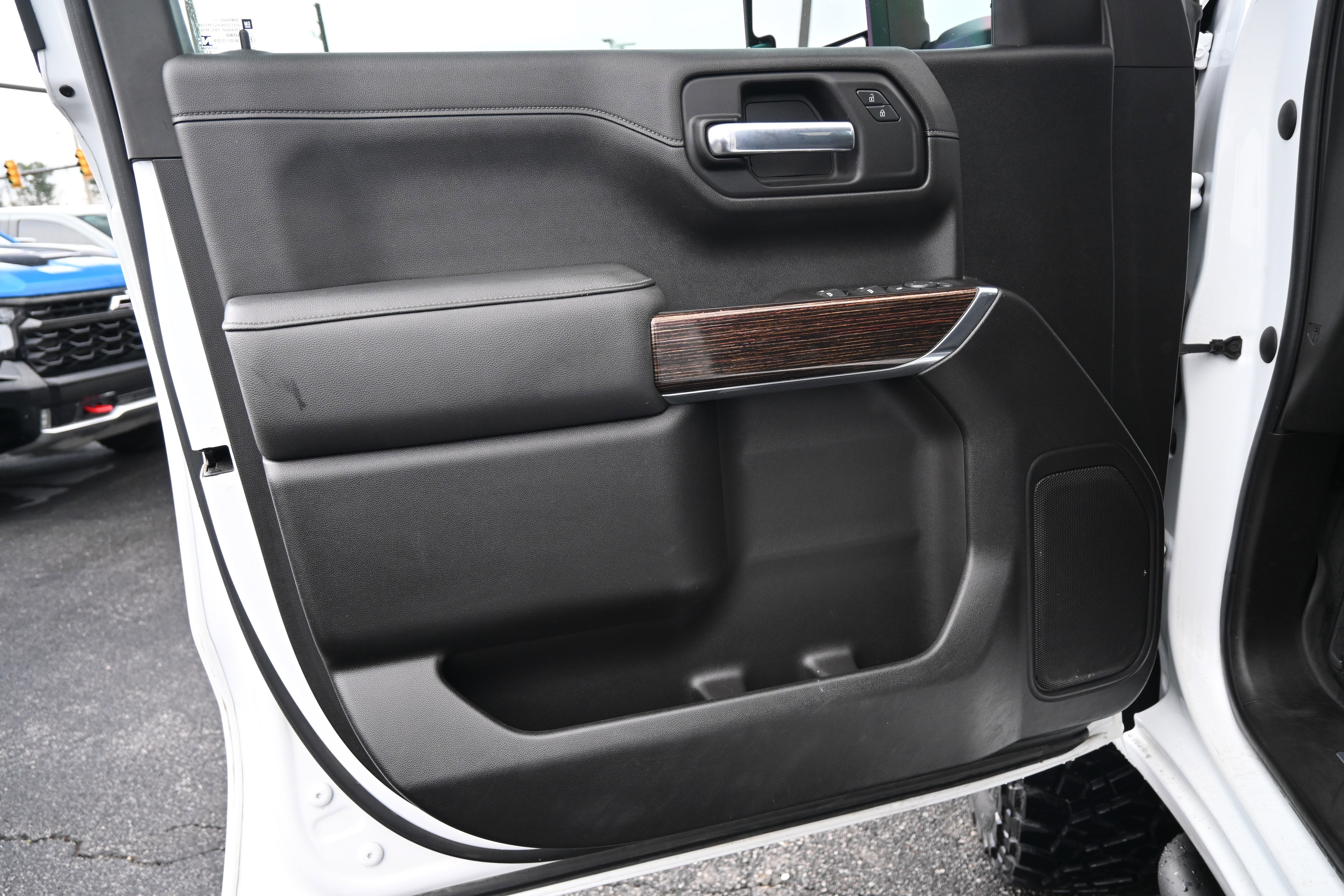 Used 2021 GMC Sierra 1500 Elevation image 15