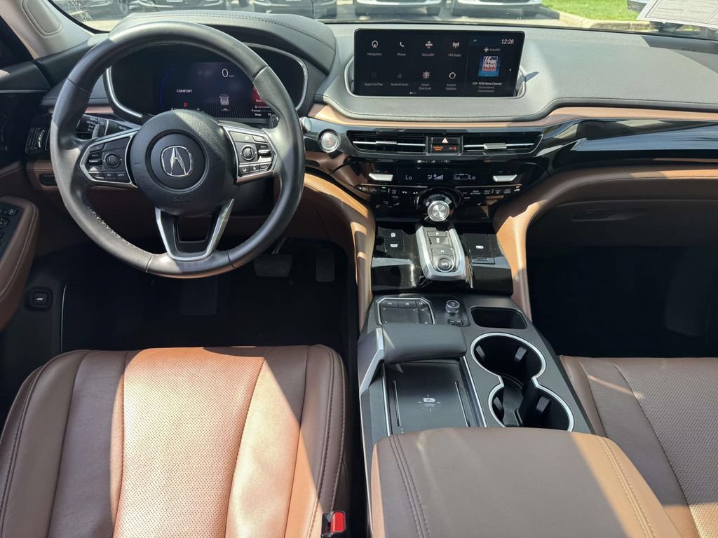 Certified 2024 Acura MDX SH-AWD w/ Technology Package image 12