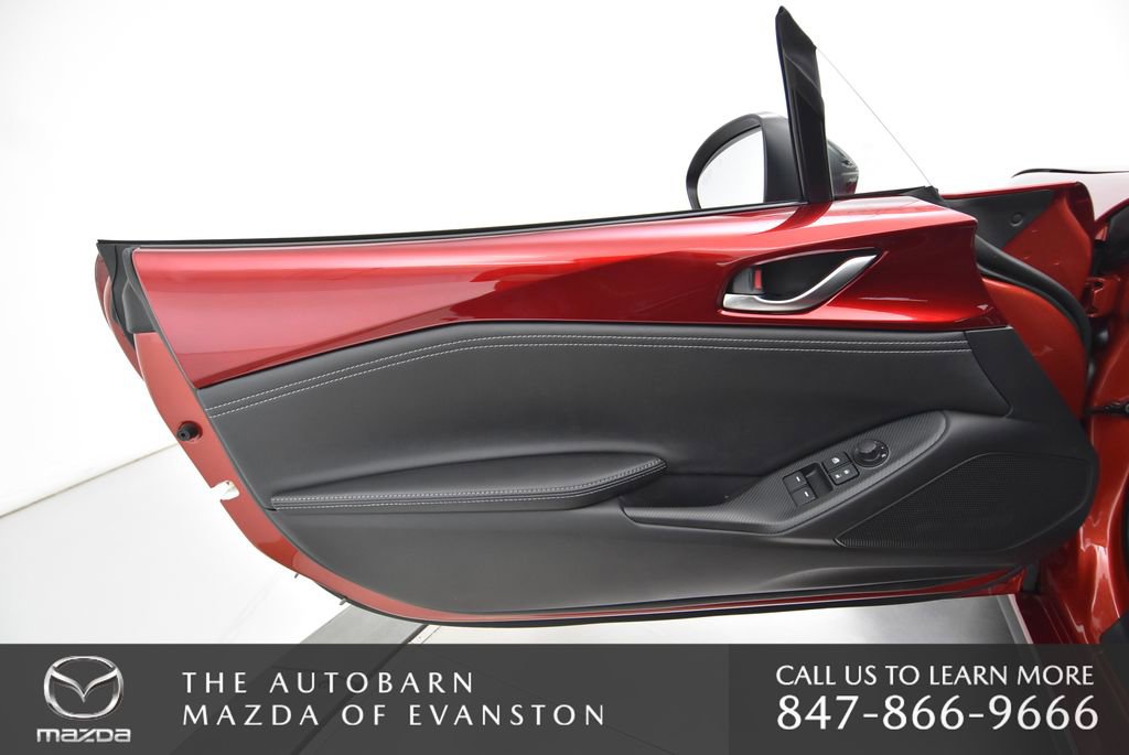 New 2026 MAZDA MX-5 Miata Club w/ Weather Package RWD image 37