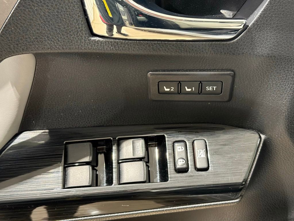 Certified 2018 Toyota RAV4 Limited w/ All Weather Liner Package AWD/4WD image 16