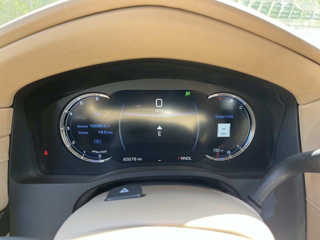 Used 2018 Cadillac Escalade ESV Platinum AWD/4WD image 49