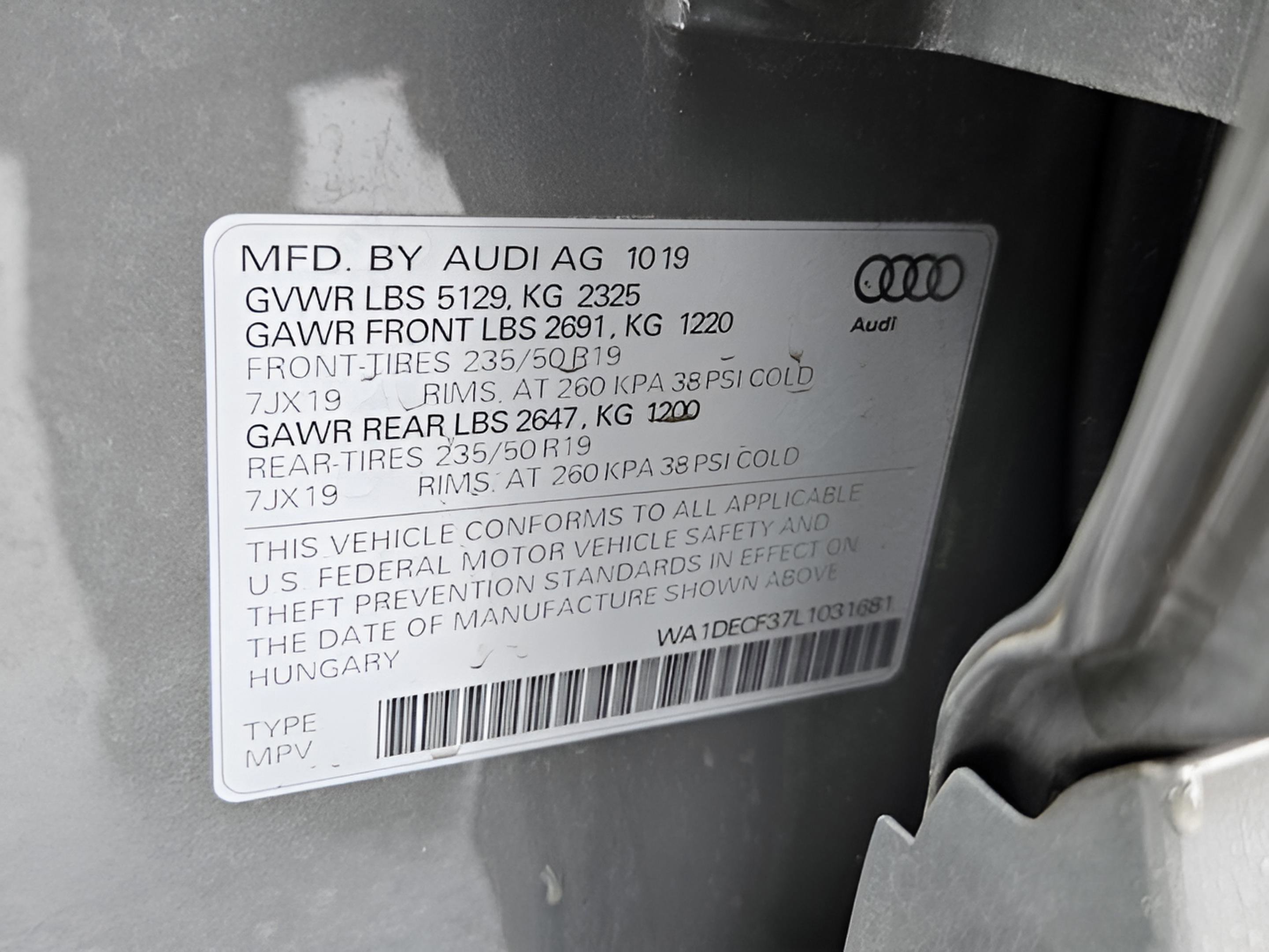 Used 2020 Audi Q3 2.0T Premium w/ Convenience Package image 18