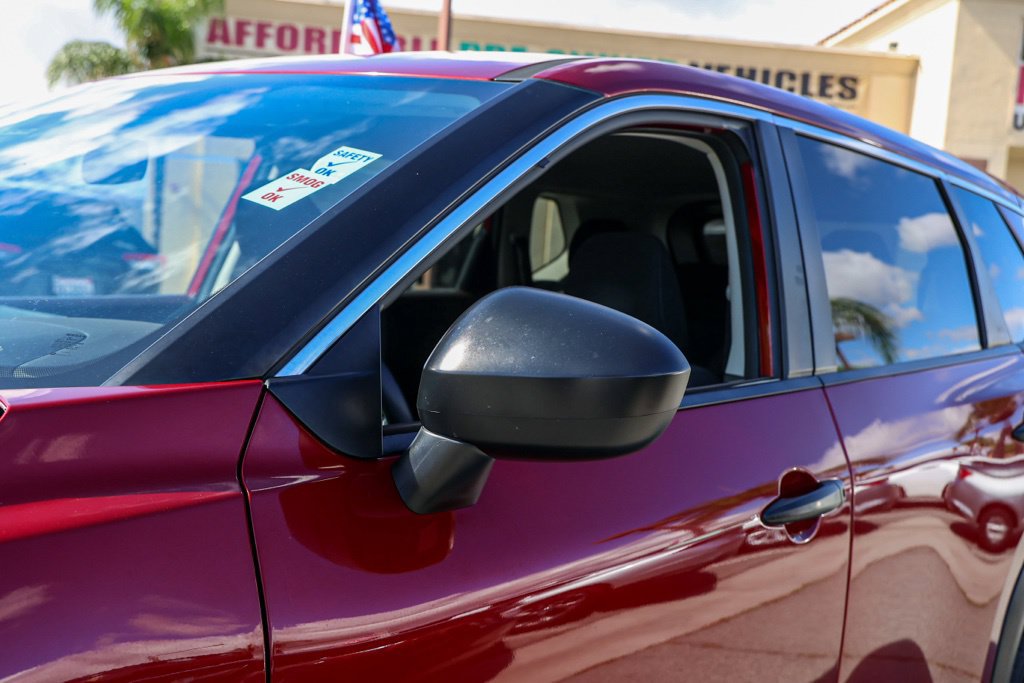 Used 2021 Nissan Rogue S FWD image 13
