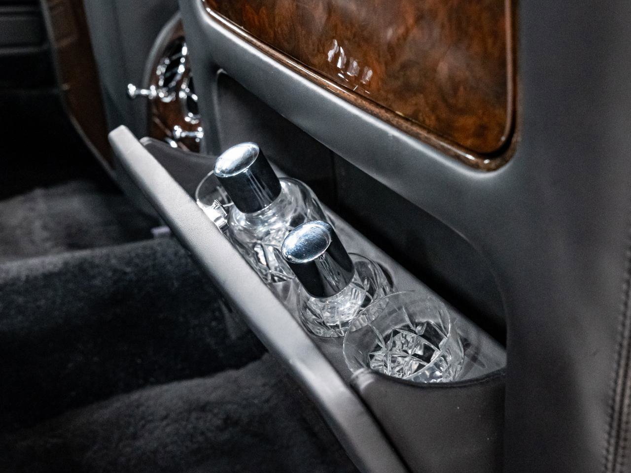 Used 2005 Bentley Arnage R RWD image 13