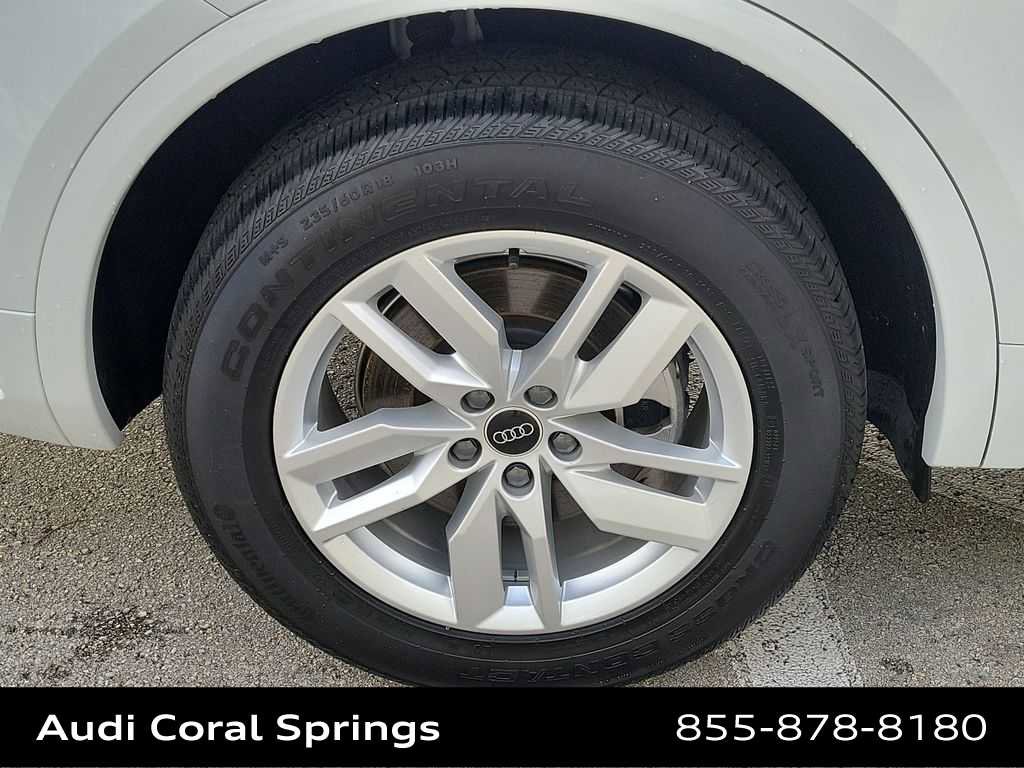 Certified 2023 Audi Q5 2.0T Premium w/ Convenience Package image 16