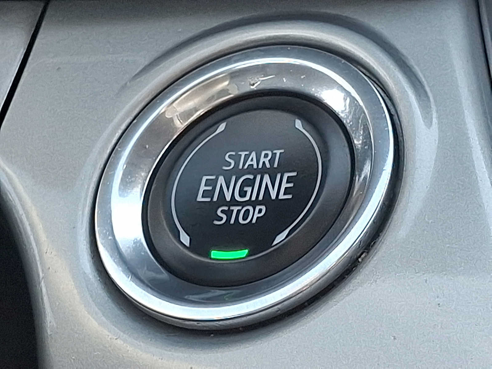 Used 2024 Chevrolet Trax LT FWD image 22