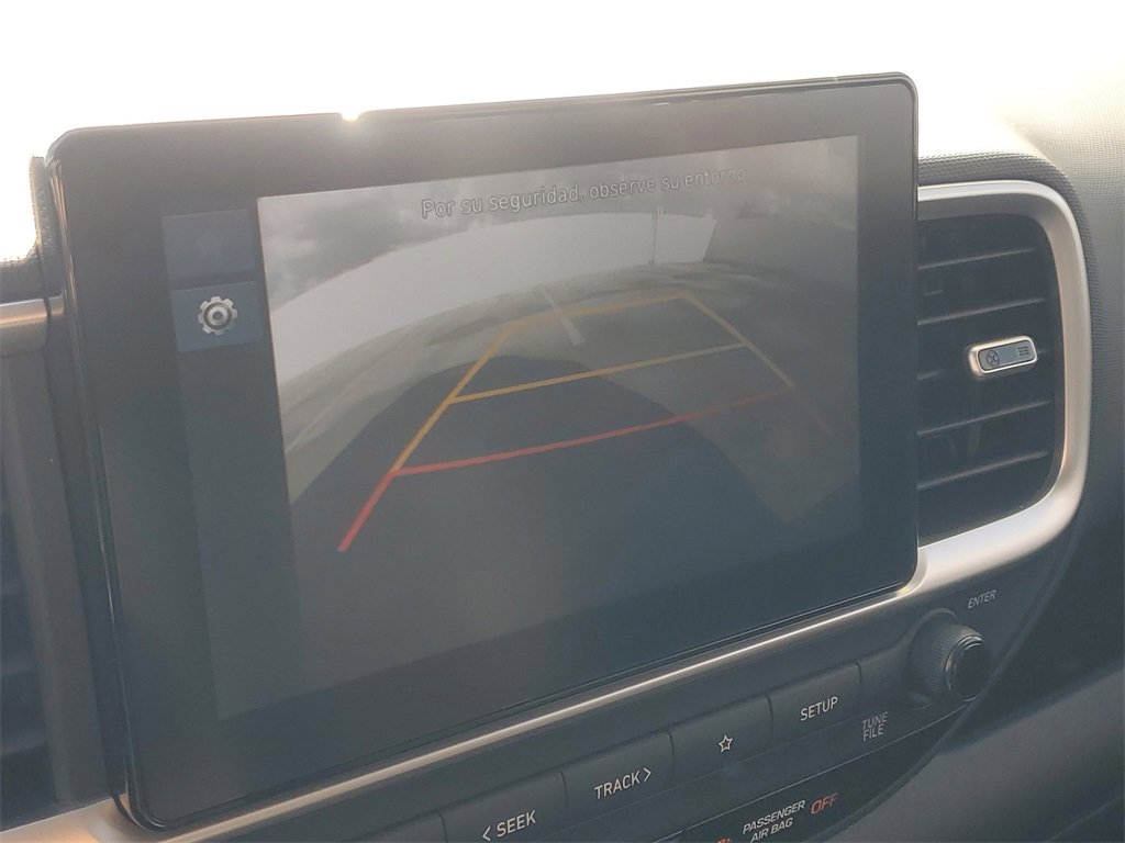 Used 2024 Hyundai Venue SEL image 26