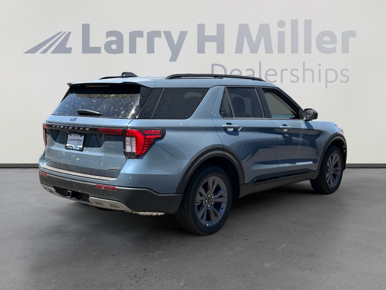 New 2026 Ford Explorer Active w/ Active Comfort Package AWD/4WD image 5