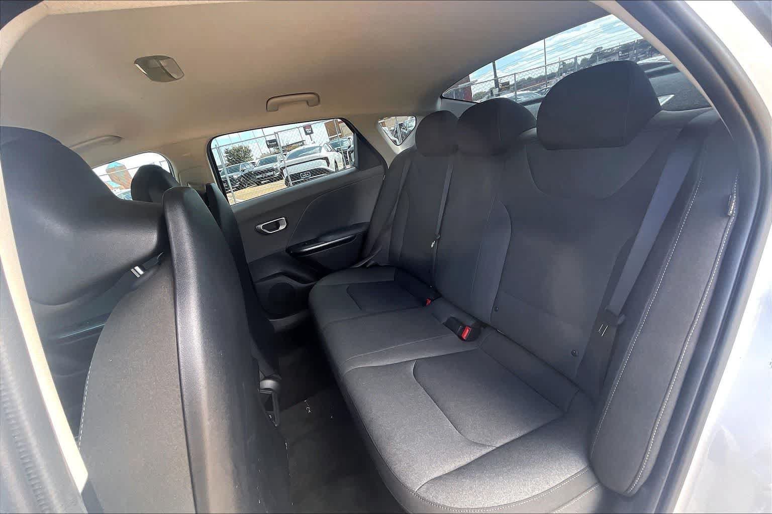 Certified 2025 Kia K4 FWD image 27