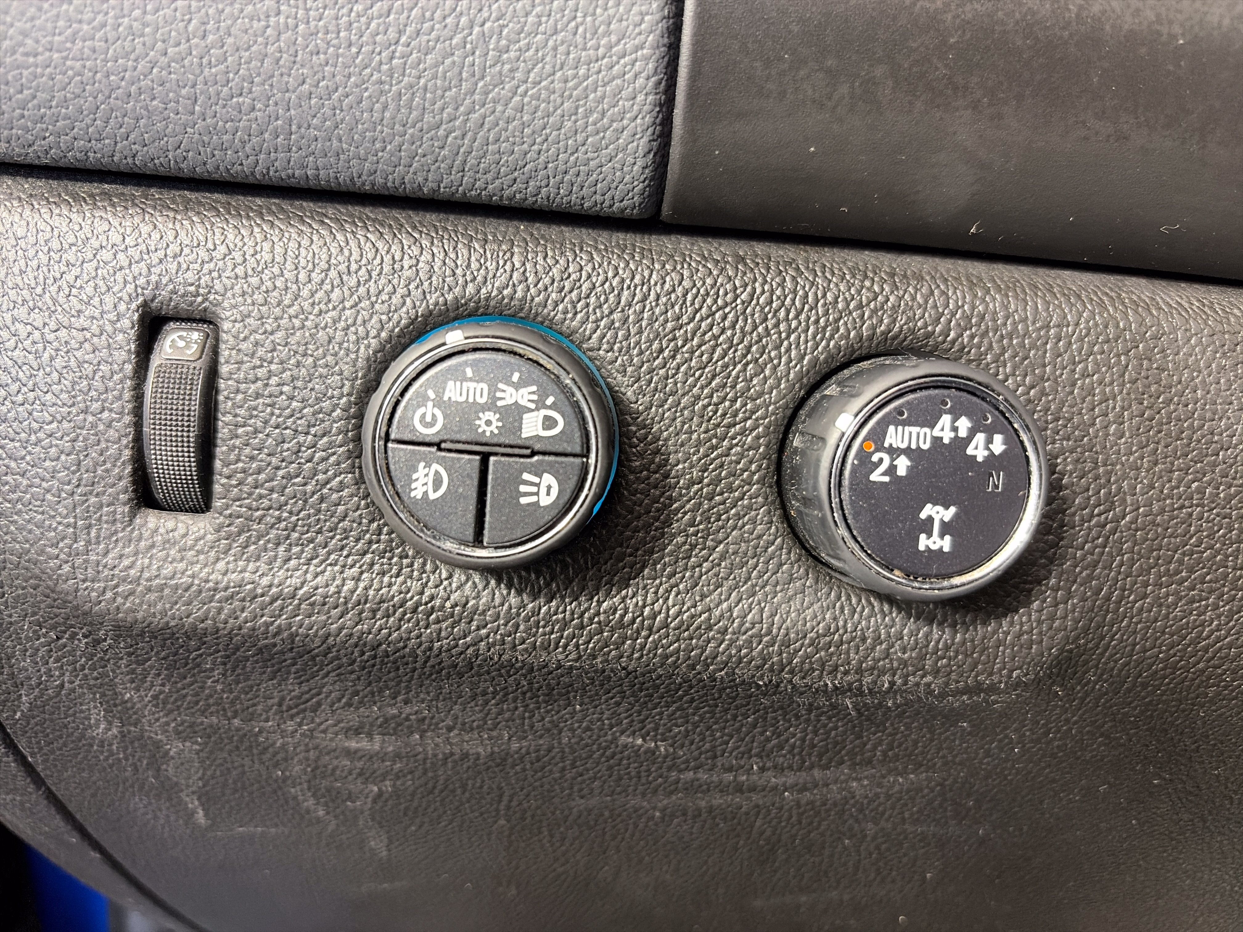 Used 2019 Chevrolet Colorado Z71 AWD/4WD image 35