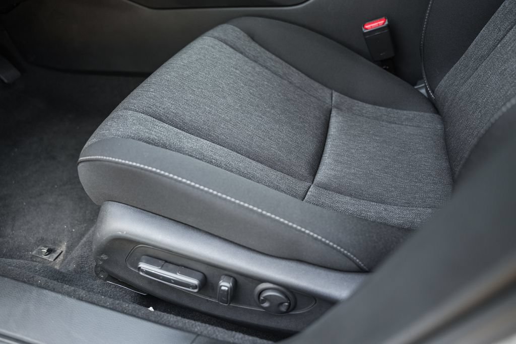 Certified 2025 Honda Accord SE image 29