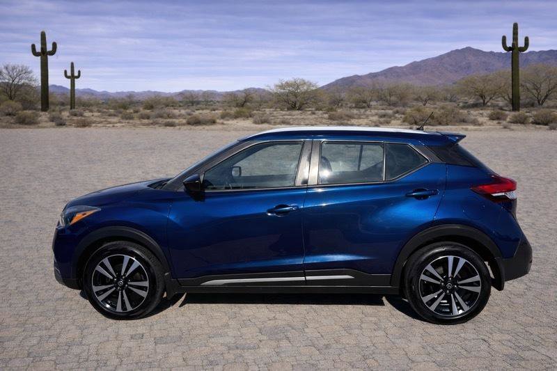 Used 2019 Nissan Kicks SR w/ SR Premium Package FWD image 6