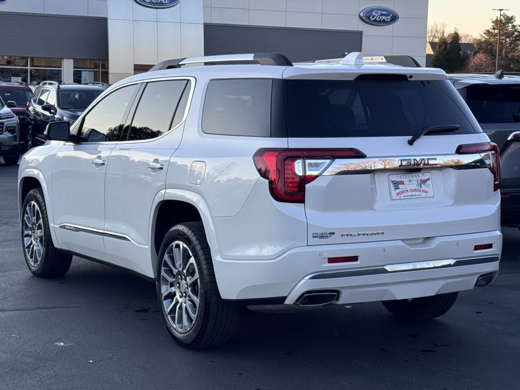 Used 2022 GMC Acadia Denali w/ Denali Technology Package image 16