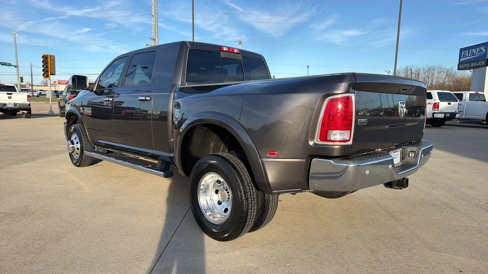 Used 2018 RAM 3500 Laramie image 16