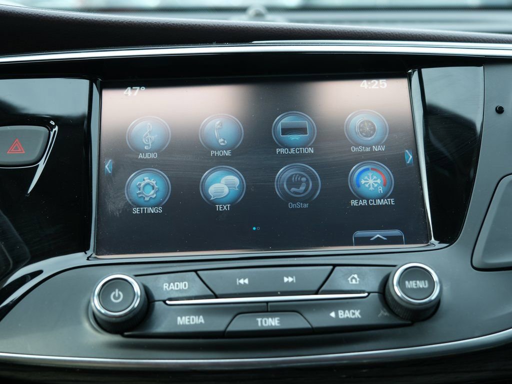 Used 2017 Buick Envision Essence FWD image 19