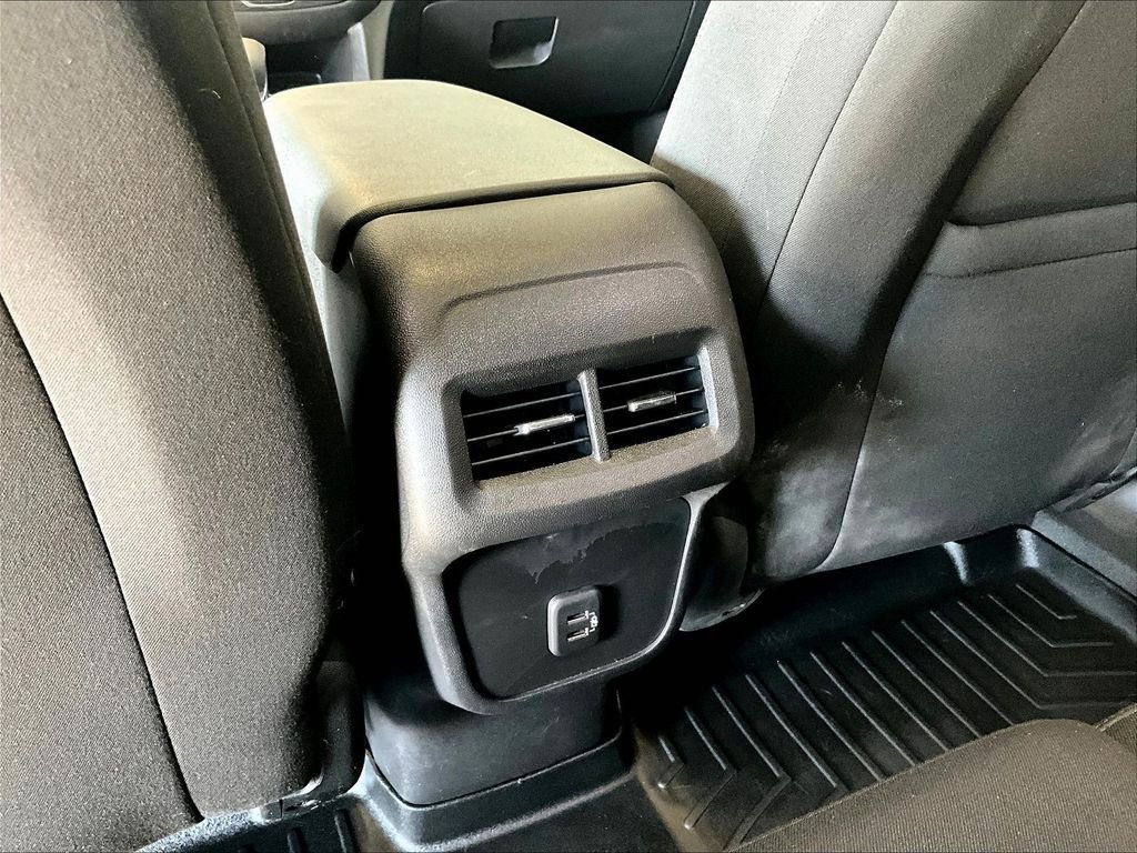 Used 2022 Chevrolet Equinox LT image 27
