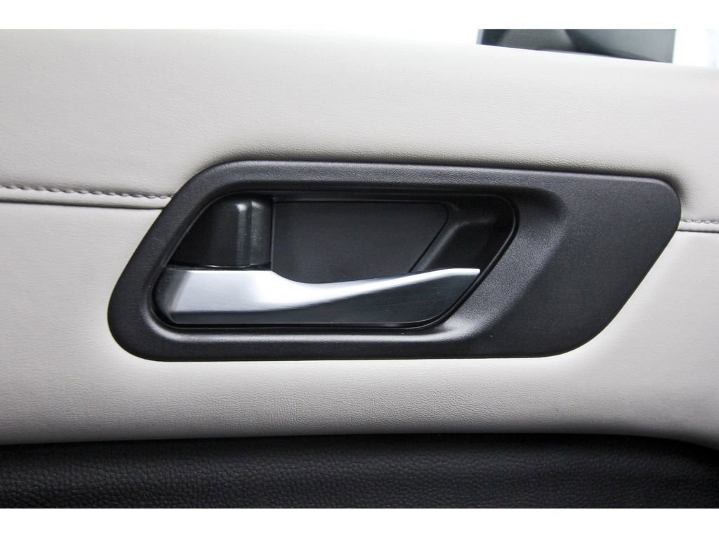 Used 2023 Nissan Pathfinder SL image 22