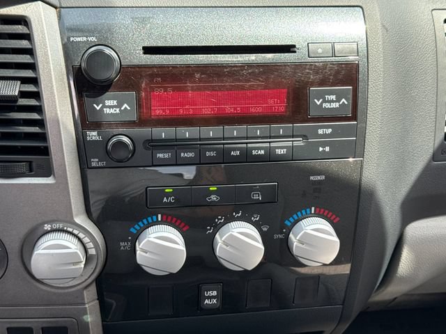 Used 2010 Toyota Tundra 4x4 Double Cab image 18