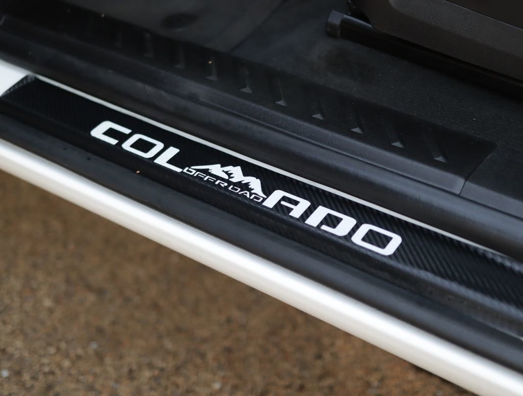 Certified 2023 Chevrolet Colorado Trail Boss w/ Technology Package image 22