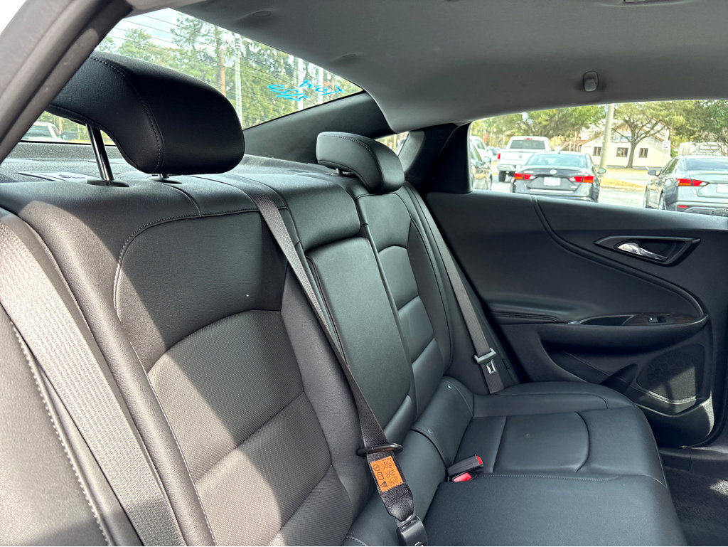 Used 2024 Chevrolet Malibu LT image 14