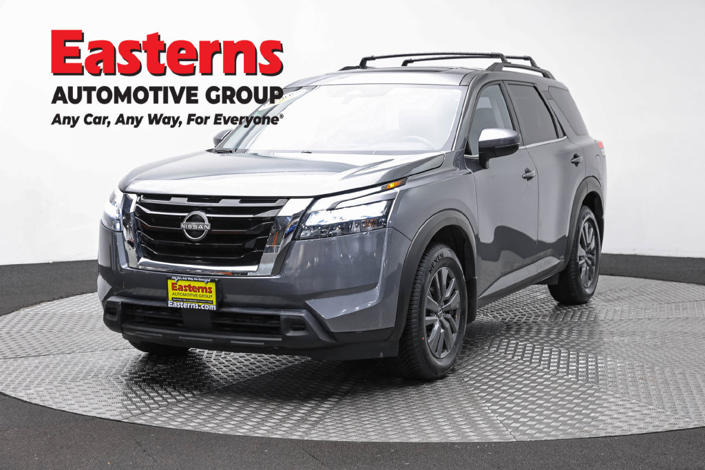 Used 2023 Nissan Pathfinder SV w/ SV Premium Package