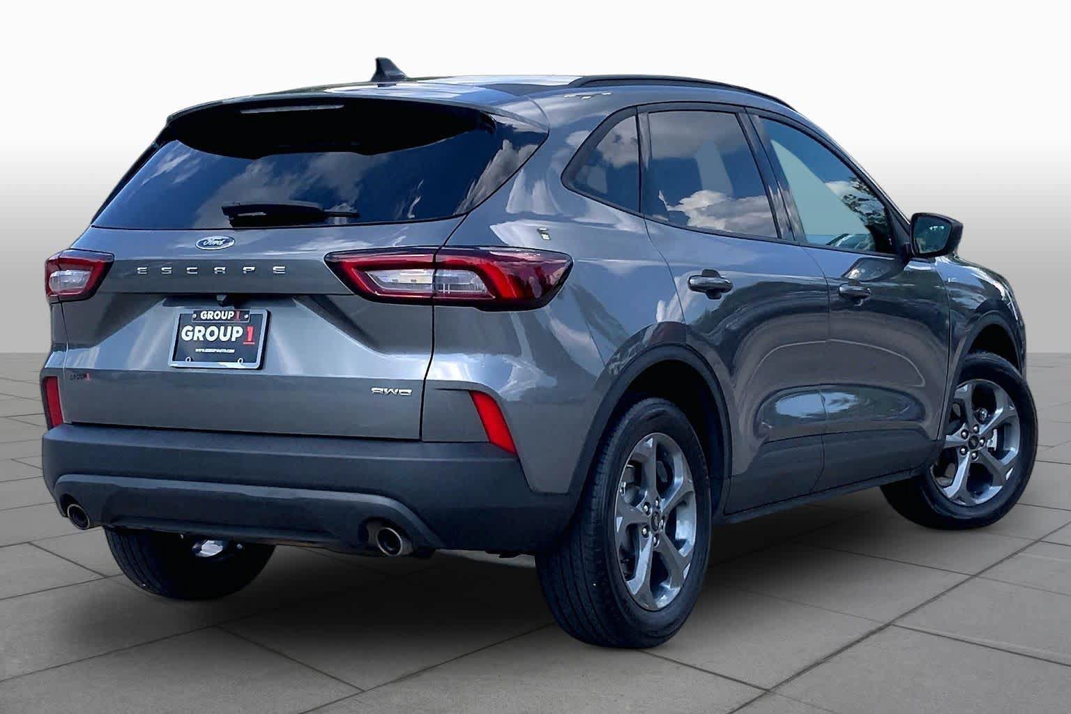 Used 2025 Ford Escape ST-Line AWD/4WD image 13