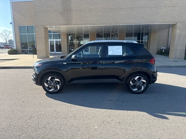 Used 2024 Hyundai Venue SEL