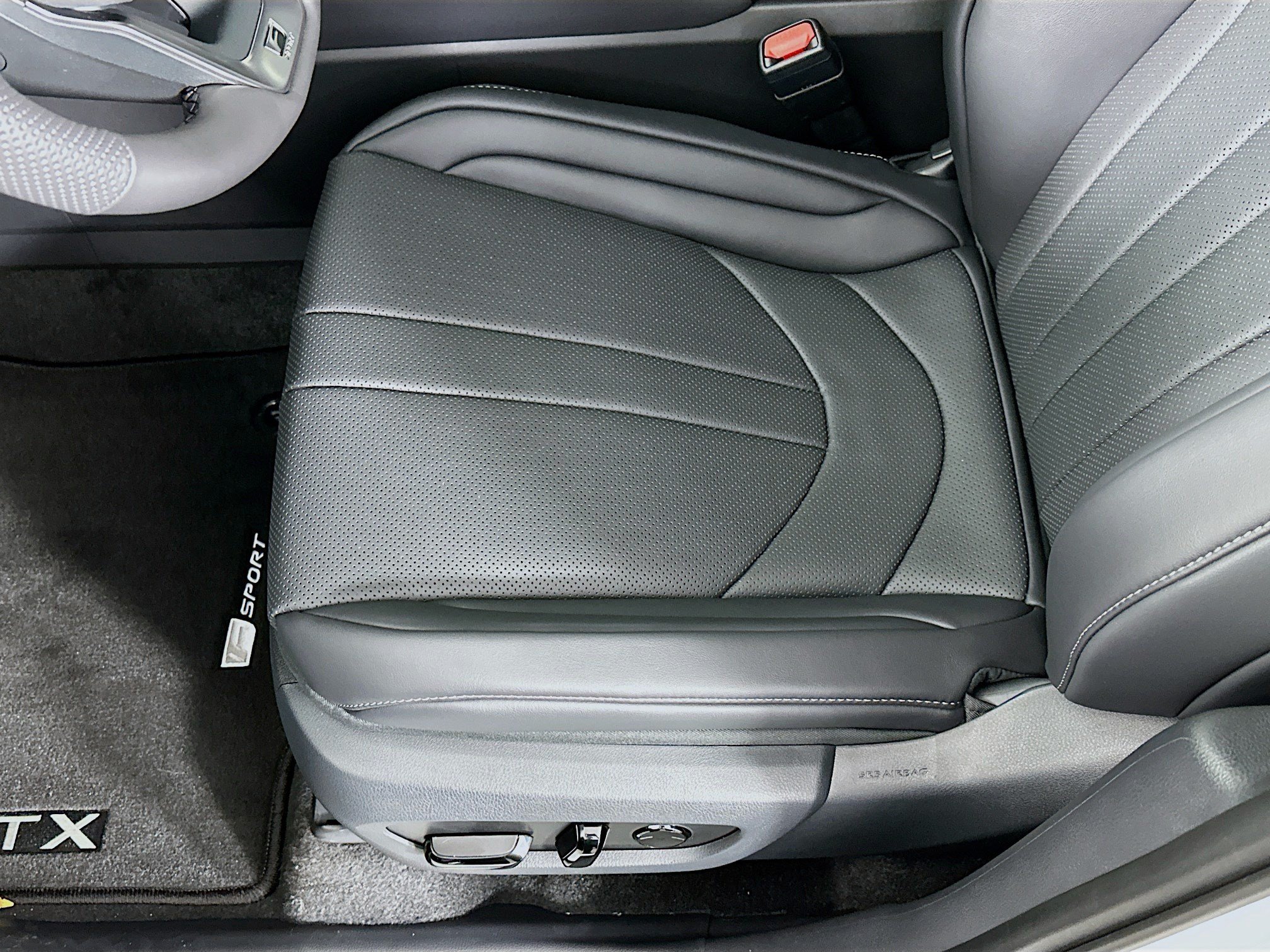 New 2026 Lexus TX 500h AWD image 20