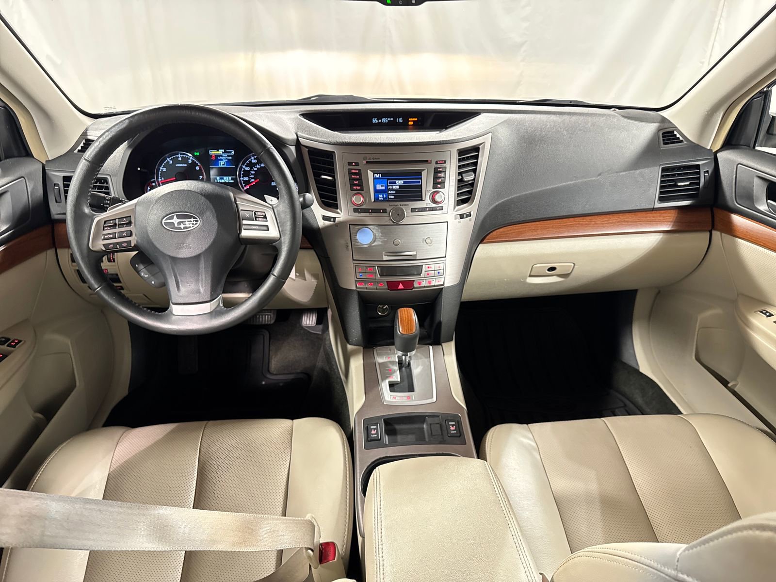 Used 2013 Subaru Outback 2.5i Limited AWD/4WD image 7
