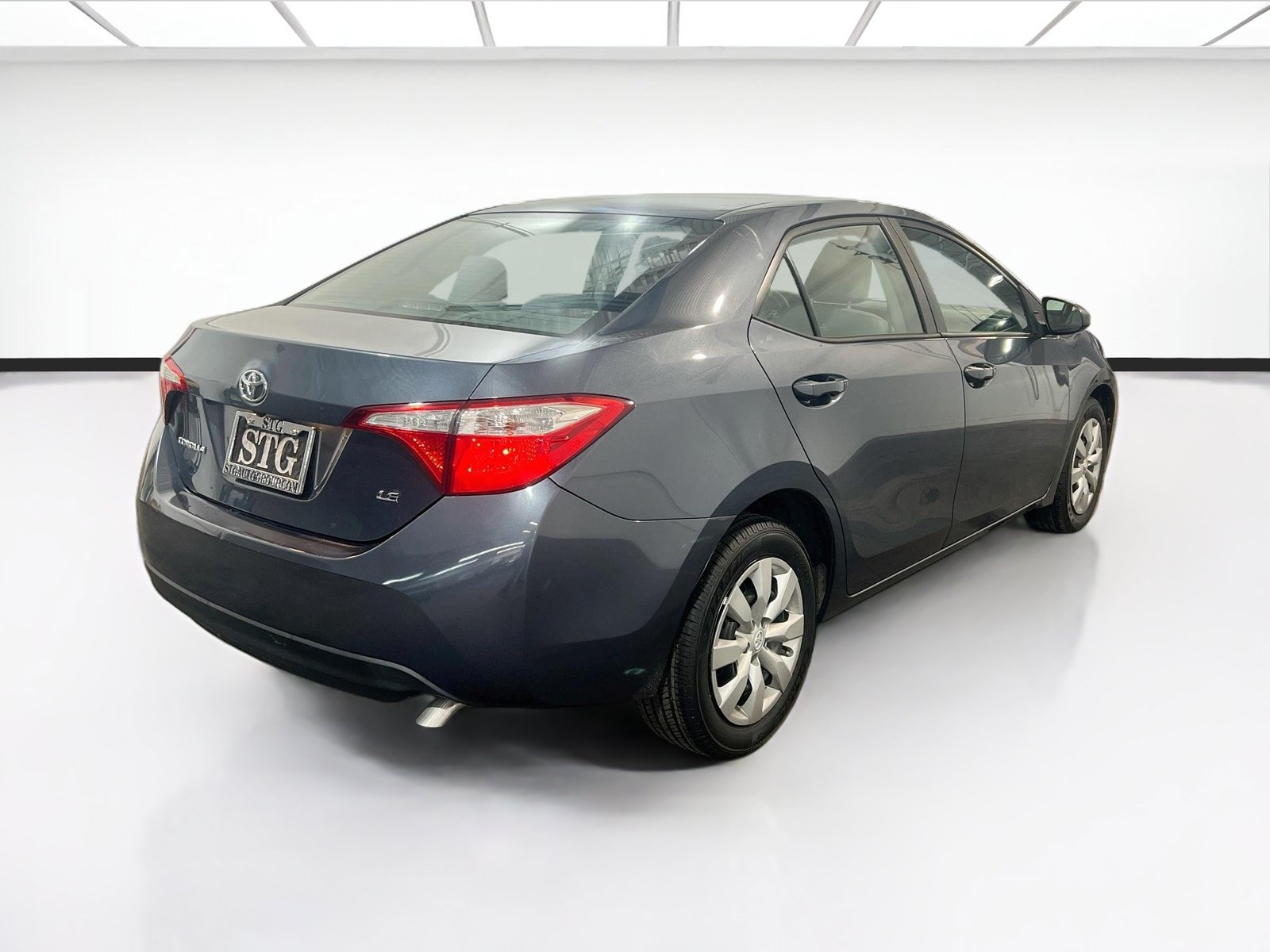 Used 2014 Toyota Corolla LE FWD image 4