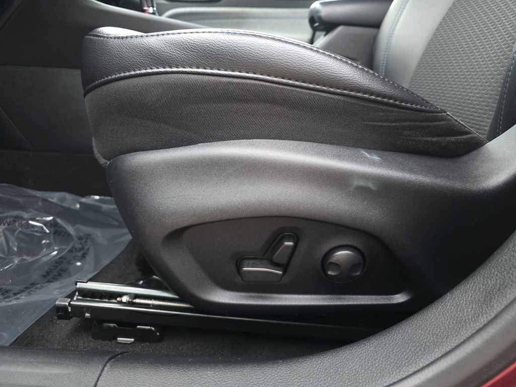 Used 2022 Jeep Compass Latitude w/ Convenience Group image 30